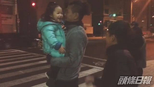 蔣祖曼老公與前妻育有一子。